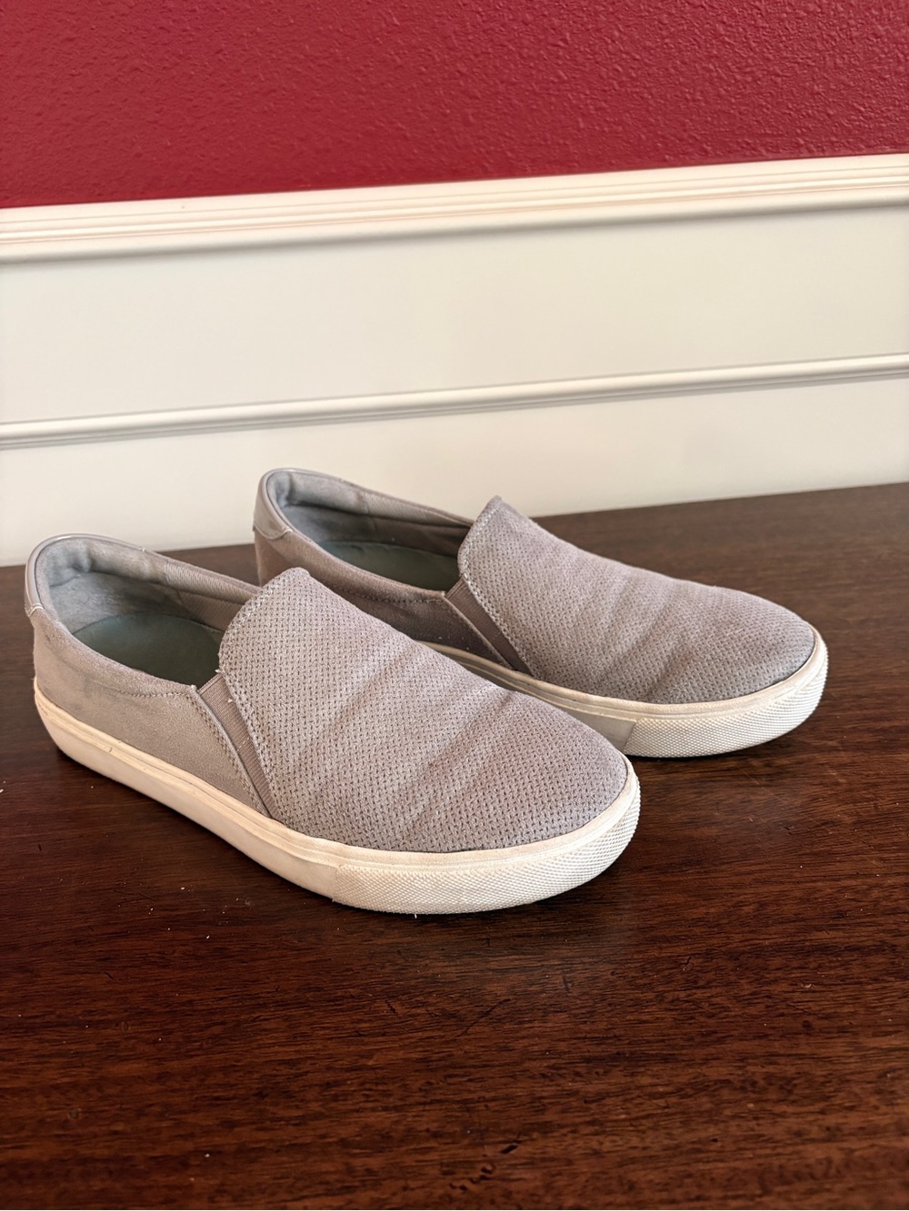 Dr Scholl’s Nova Slip-On Sneaker | 9 | Gray